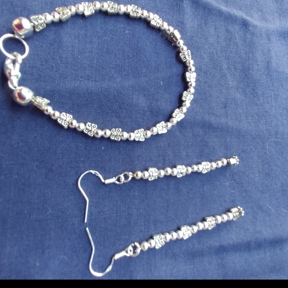 OOAK Hand Crafted Silver Butterfly Bracelet & Matching Earrings - Picture 3 of 3